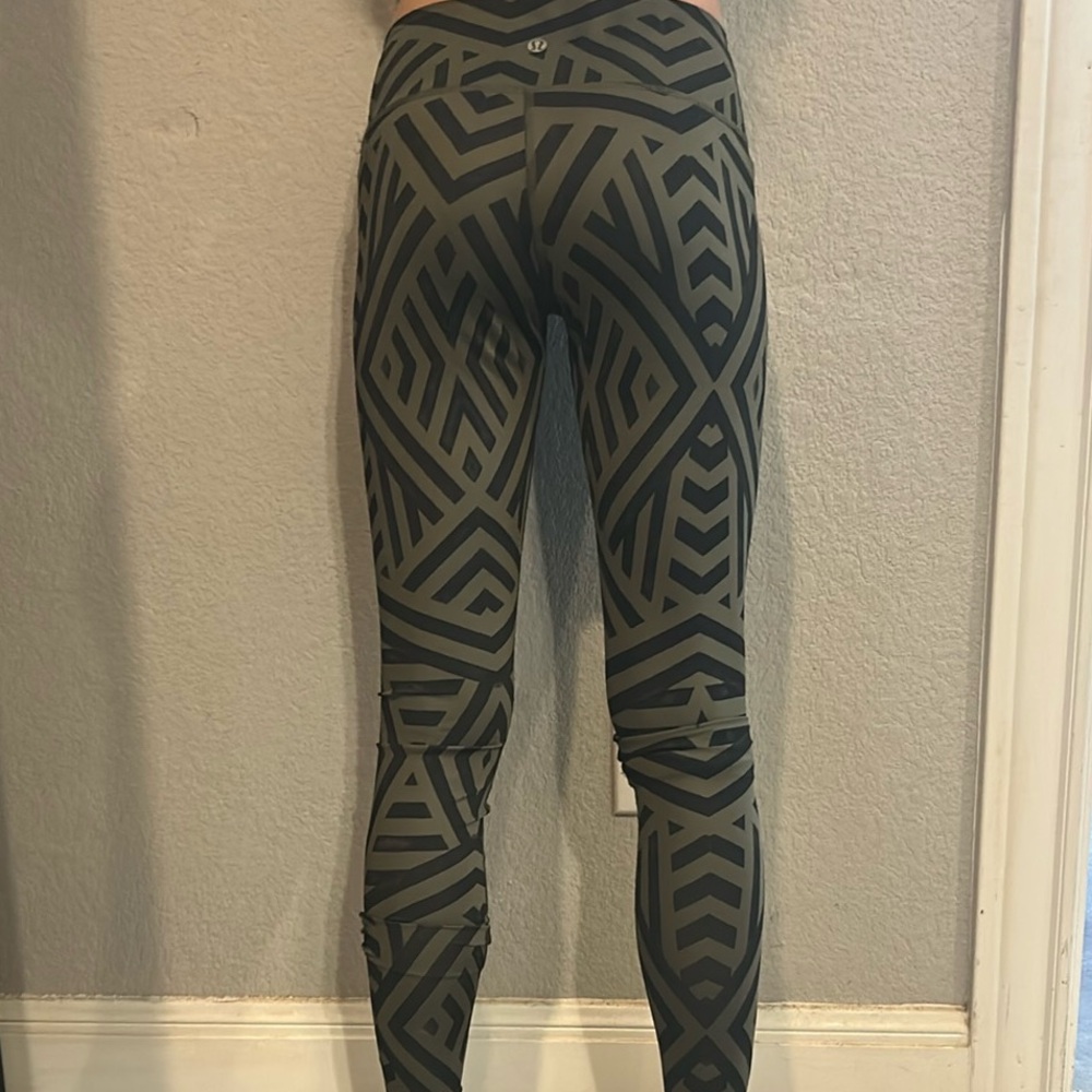 lululemon athletica Kids Patterned Leggings in Olive and Black